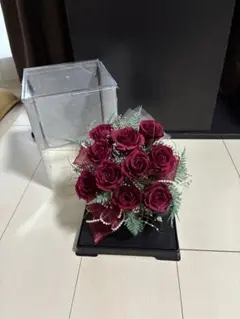 ワインレッド系プリザーブドフラワーアレンジ♬.*゜
