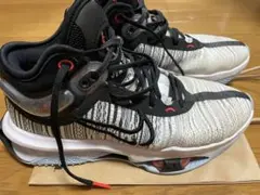 バスケシューズ