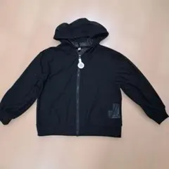 黒 フード付きパーカー サイズ120