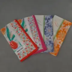 marie claire 花柄ハンカチ4枚セットのサムネイル