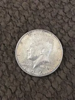 1964年 アメリカ ケネディ ハーフダラー 銀貨　中古現状保管品