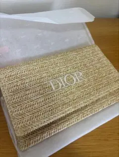 クリスチャン　ディオール　ノベルティ　サマーポーチ　クラッチバッグ　箱付き