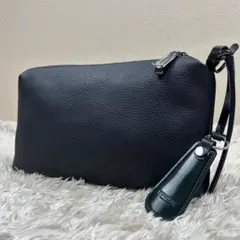 Item thumbnail for item 010904fb-6a0c-4cc0-8754-3607f3db3550