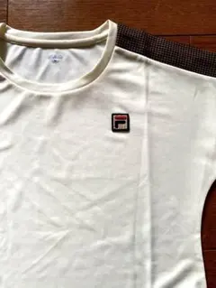 FILA Tシャツ　オフホワイト　部分チェック柄 Mサイズのサムネイル