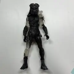 ネカ バーサーカー プレデター カモクローク NECA プレデターズ - メルカリ