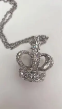 水曜日のアリス 王冠ネックレス シルバー