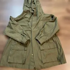オリーブ色 マウンテンパーカー