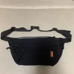 ブラック ショルダーバッグ