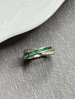 2025年最新】エメラルド 3ct リングPt900の人気アイテム - メルカリ