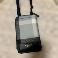BLUE LABEL CRESTBRIDGE スマホショルダーバッグ