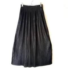 EMODA (エモダ)プリーツロングスカート 黒 F 光沢生地 通勤服 シック