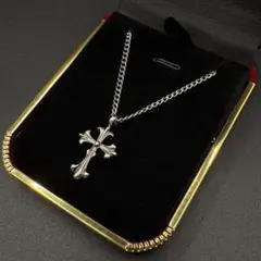 シルバー　クロス　ネックレス　ペンダント　カジュアル　断捨離　遺品整理