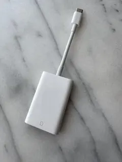 未使用品　Apple 純正 USB-C SDカードリーダー