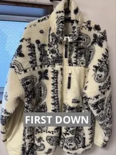 【未使用品】FIRST DOWN フリースジャケット Sサイズ ペイズリー柄