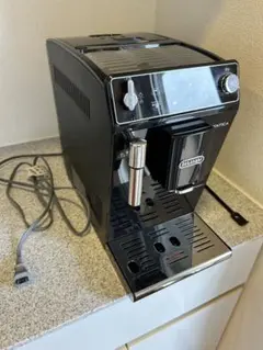 デロンギ　オーテンティカ　コンパクト全自動コーヒーマシンのサムネイル