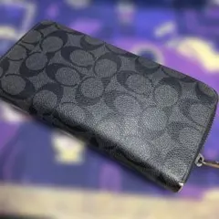 COACH シグネチャー ラウンドファスナー 長財布 ブラックのサムネイル