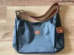 未使用 Longchamp ルプリアージュ ホーボー ショルダーバッグ ブラックのサムネイル