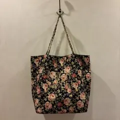 CECIL McBEE フラワープリント トートバッグ　花柄　総柄　黒　赤　バラ