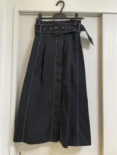 ZARA ベルト付きスカート ネイビー