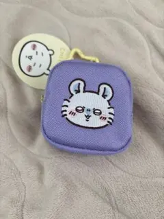【新品未使用】ちいかわ カラビナつき刺繍スクエアミニポーチ モモンガ