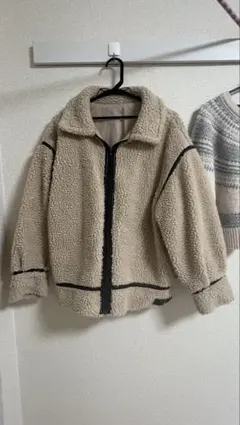 ボアブルゾン