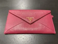 PRADA ピンク エンベロープ型長財布