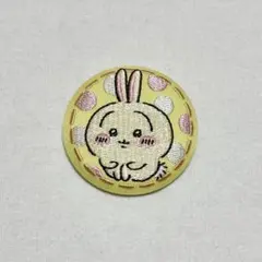 o*i様 【ちいかわ】　うさぎ　刺繍　缶バッチ