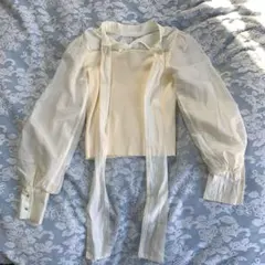 ノーマエ、シャツ　クリーム色