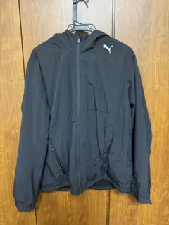 Puma ナイロンジャケット ブラック 671876-01