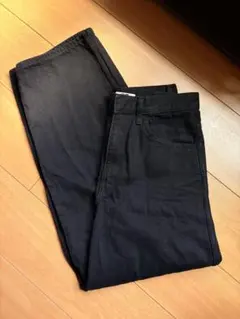 UNIQLO U ブラックジーンズ　カーブパンツ 24インチ　61cm