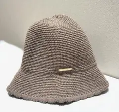 FURLA バケットハット 麦わら風 ベージュ 春夏 美品 ロゴ付 上品のサムネイル