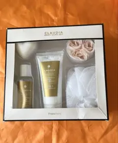 Francfranc CLAUDIAボディケアセット（ローズ＆マグノリアの香り）のサムネイル
