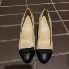 美品DIANA WELL FIT ダイアナ パンプス ベージュ ブラック リボン