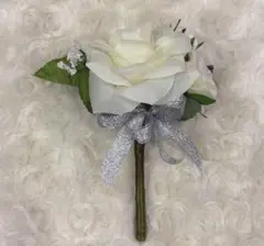 美品 ホワイト ブートニア　結婚式　前撮り