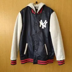 Majestic　ニューヨーク・ヤンキース フード付きスタジャン　XL