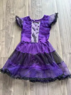 紫色のフリル付きハロウィンドレス110センチ