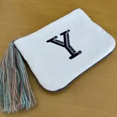 ポーチ　ティッシュ入れ付き