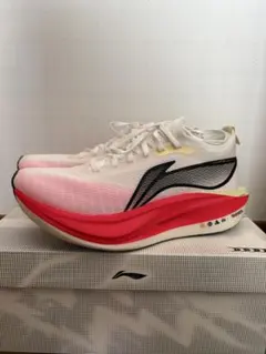 入手困難品】LI-NING FEIDIAN5 ULTRA US8.5 - メルカリ