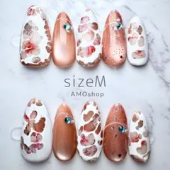 【現品限定】ブラウン×ミルク 個性派 ニュアンス フラワー ネイルチップ