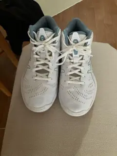 ASICS バレーボールシューズ ホワイト