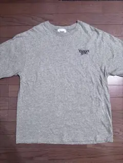 younger song Tシャツ