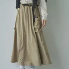 coen 新品 タグ付き c.mountaineering フレアスカートのサムネイル