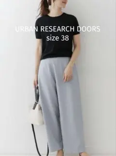 美品❁アーバンリサーチドアーズ フロントラップサイドシームレスパンツ 春夏素材