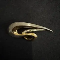 Pierre Cardin ブローチ ゴールドカラーのサムネイル