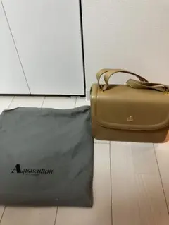Aquascutum ショルダーバッグ ベージュ 保存袋付きのサムネイル