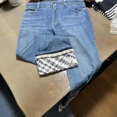 to be chic 42 トゥビーシックのサムネイル