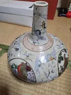 中国 色絵武人図花瓶 花器 花挿 高さ16.4cm 胴径13.2cm - メルカリ