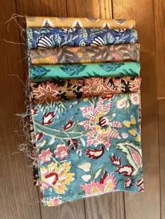 ハギレセット　多色花柄綿生地6柄