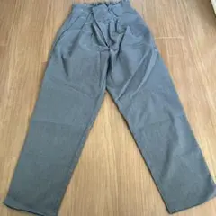 LOWRYS FARM グレーパンツ