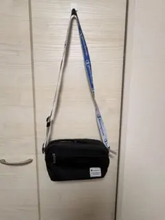 Champion ブラック ショルダーバッグ